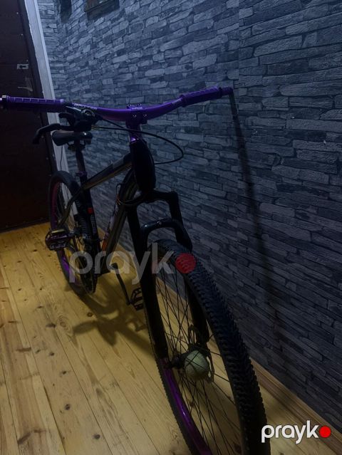 Şəhər və yüngül off-road üçün tək sürüşə uyğun dağ velosipedi — Bakı