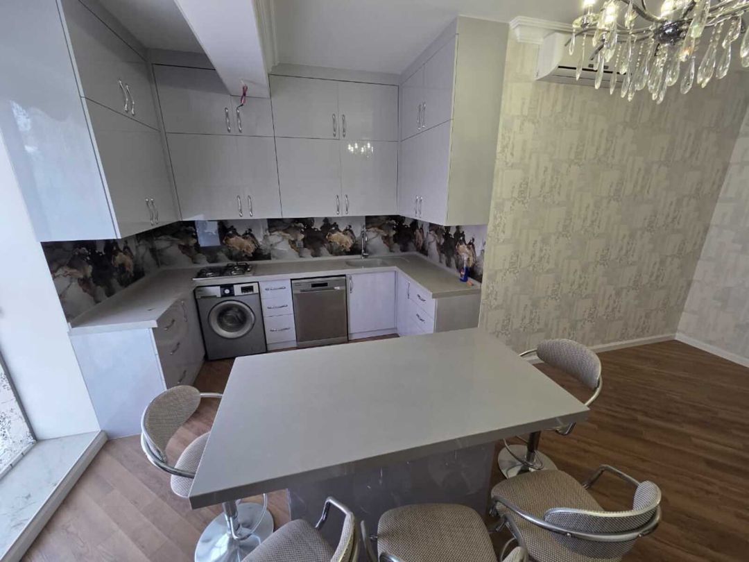 İcarəyə verilir 3 otaqlı yeni tikili 110 m² — Mənzil, Bakı (2)