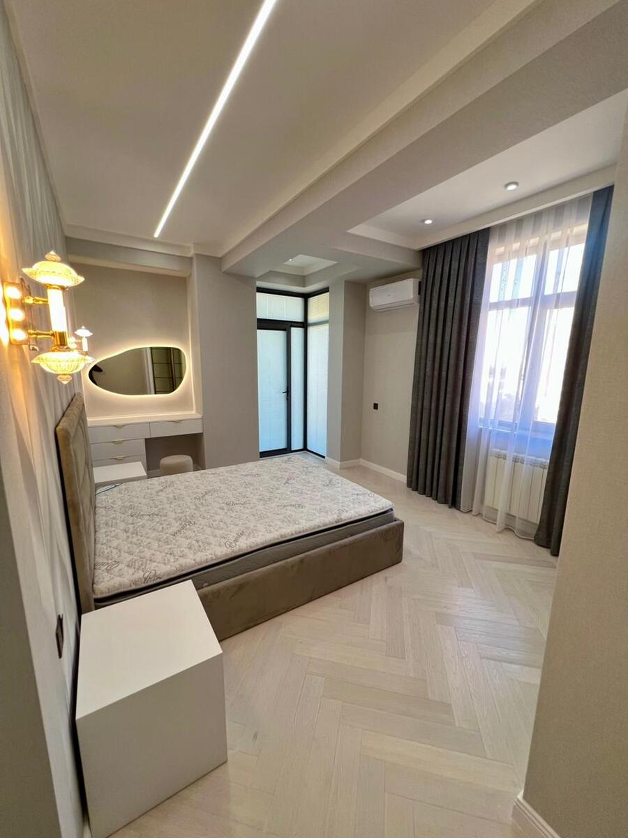 Satılır 4 otaqlı yeni tikili 182 m² — Mənzil, Bakı (6)