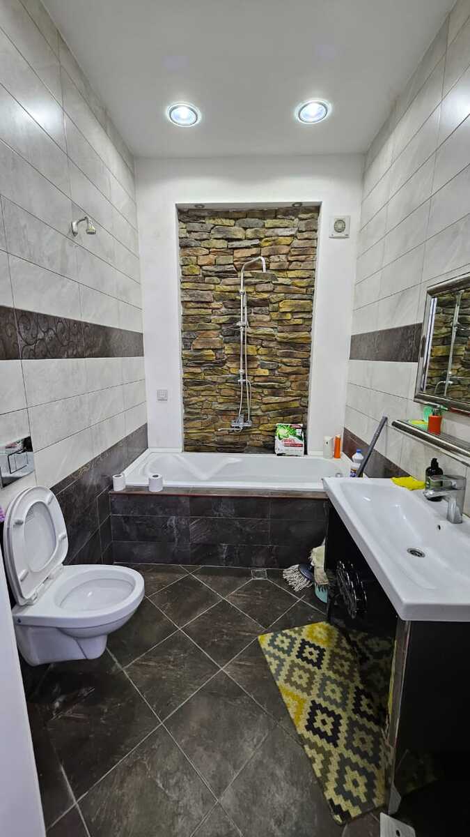 Satılır 4 otaqlı həyət evi/bağ evi 200 m² — Ev, villa, Bakı (11)