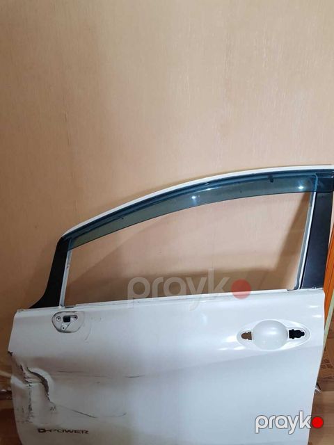 Nissan Note 2017 qabağ sol qapısı