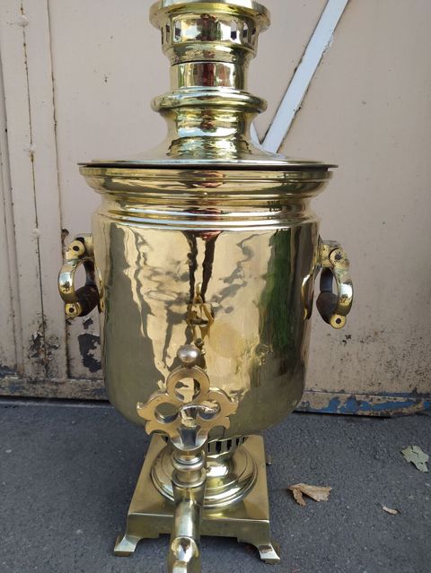 Qədimi samovar 12 litr su tutur 600 azn — Gəncə