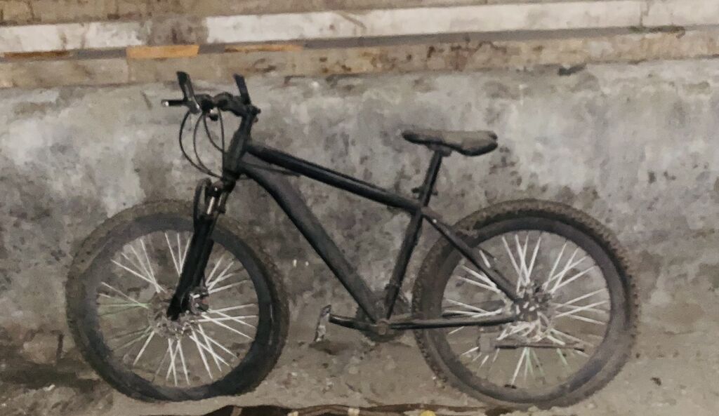 Temıre ahdiyaci var tekerlerın kamerlerı sepi tormuzlara ehdiyacı var — Dağ velosipedləri, Qax