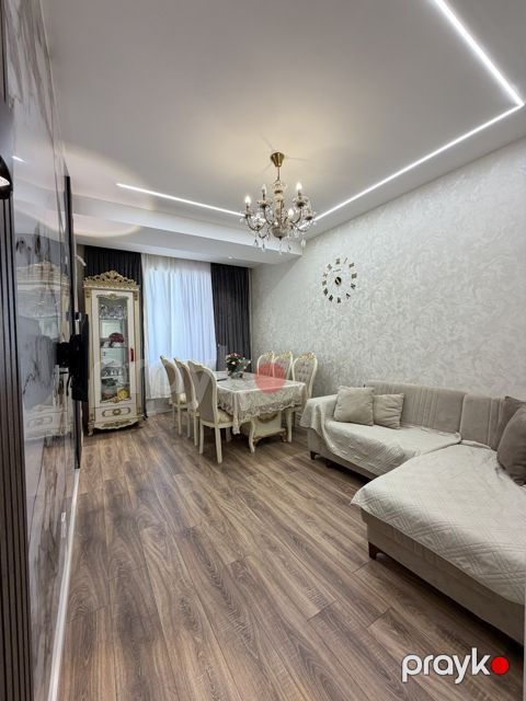Satılır 3 otaqlı yeni tikili 90 m²
