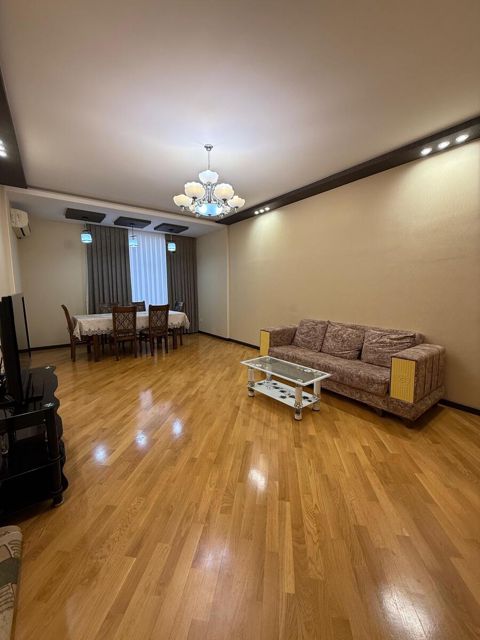 İcarəyə verilir 3 otaqlı yeni tikili 150 m² — Bakı