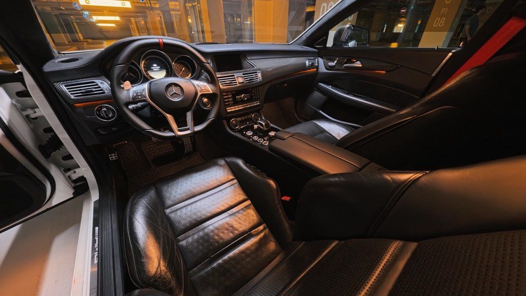 Mercedes CLS 63 AMG, 5.5 L, 2012 il, 77 000 km — Avtomobillər, Bakı (9)