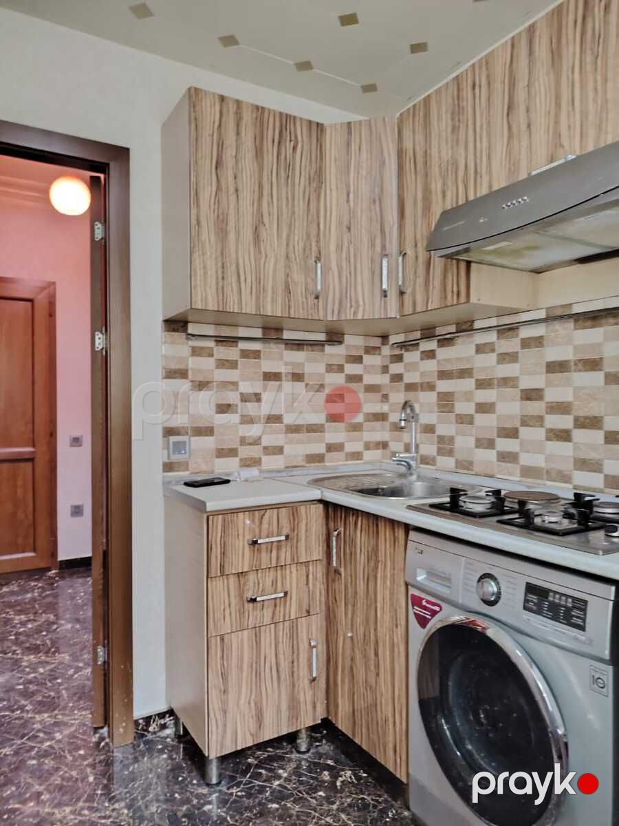 Satılır 2 otaqlı köhnə tikili 45 m² — Mənzil, Bakı (12)