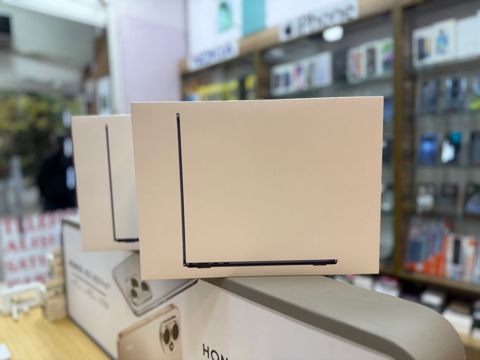 Apple Macbook Air 15 inch M5 Chip 16/1Tb Midnight — Bakı
