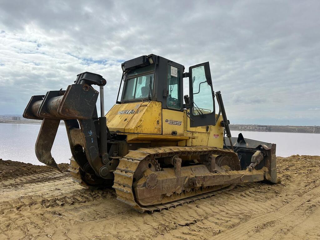 "New Holland D255" buldozer icarəsi — Avtomobil icarəsi, Bakı (2)