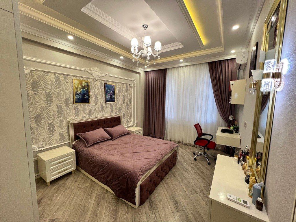 Satılır 4 otaqlı yeni tikili 200 m² — Mənzil, Bakı (6)