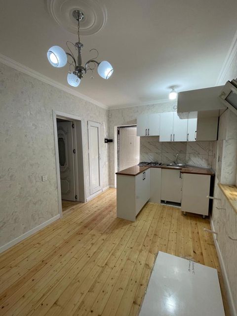 Satılır 2 otaqlı həyət evi/bağ evi 35 m² — Bakı