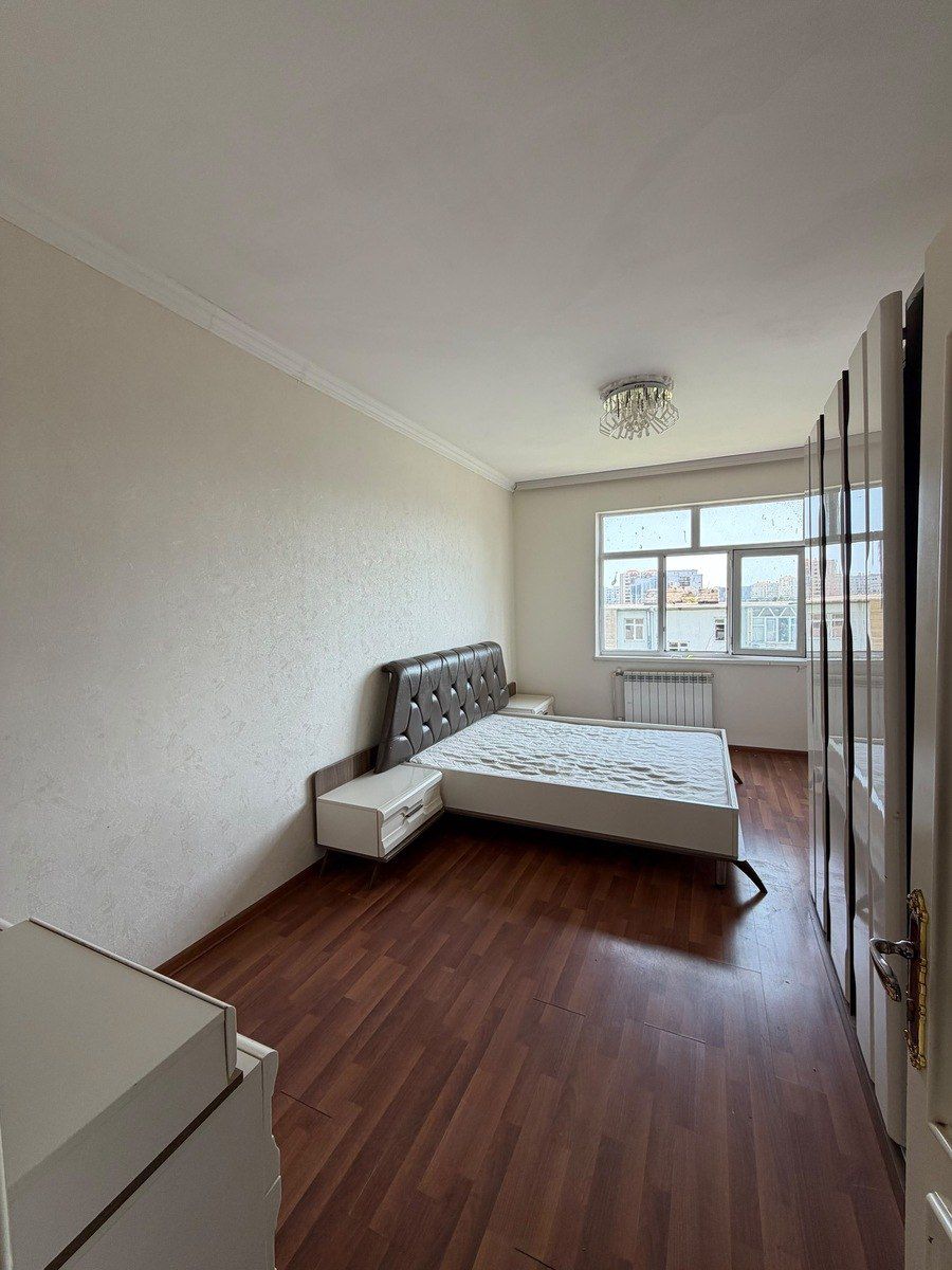 Satılır 3 otaqlı köhnə tikili 55 m² — Mənzil, Bakı (4)