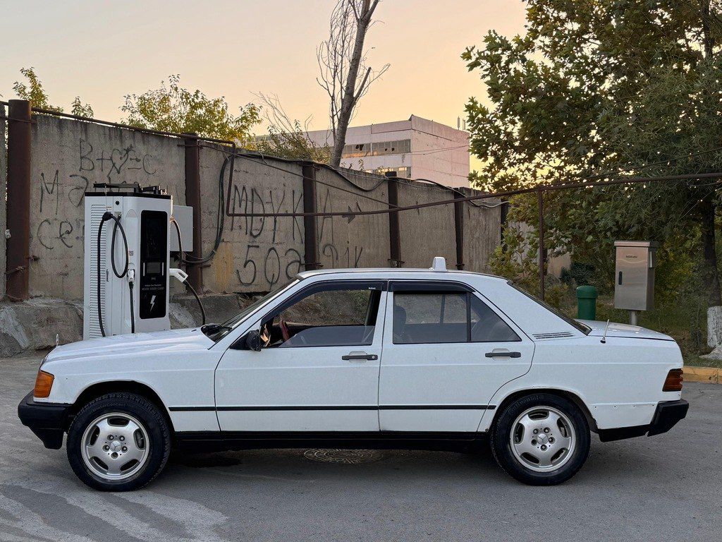 Mercedes 190, 2.0 L, 1987 il, 525 365 km — Avtomobillər, Sumqayıt (3)