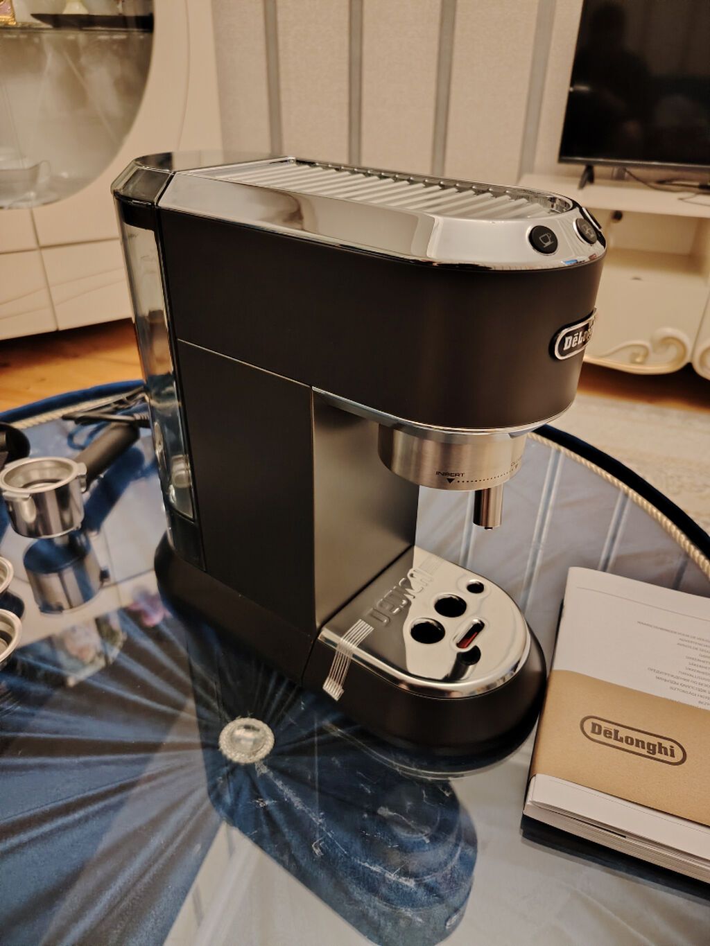 Delonghi firmasina aid kofe demleyen aparatdi.Teze mehsuldur — Digər ev texnikası, Mingəçevir (3)