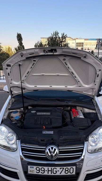 Volkswagen Jetta, 1.6 L, 2010 il, 132 000 km — Avtomobillər, Bakı (6)