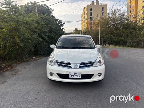 Nissan Tiida, 1.6 L, 2012 il, 83 000 km