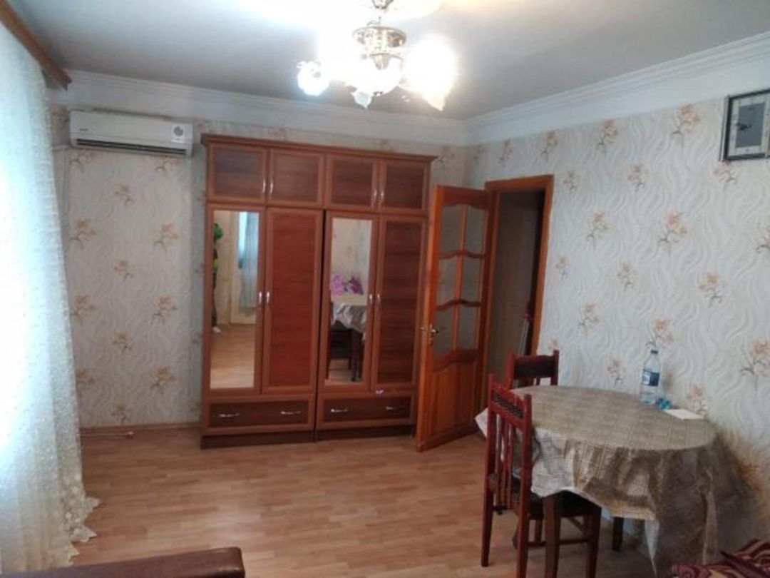 İcarəyə verilir 1 otaqlı köhnə tikili 45 m² — Mənzil, Bakı (7)