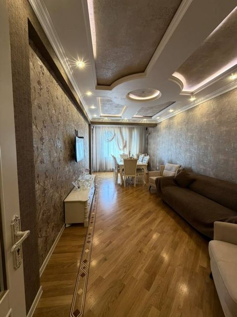 Satılır 3 otaqlı yeni tikili 128 m² — Bakı