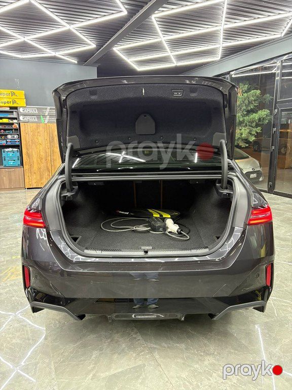 BMW i5, 81.2 kWh, 2023 il, 37 800 km — Avtomobillər, Bakı (6)