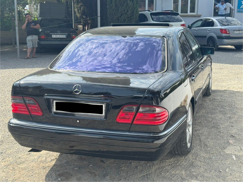 Mercedes E 240, 2.4 L, 1998 il, 385 421 km — Avtomobillər, Bakı (3)