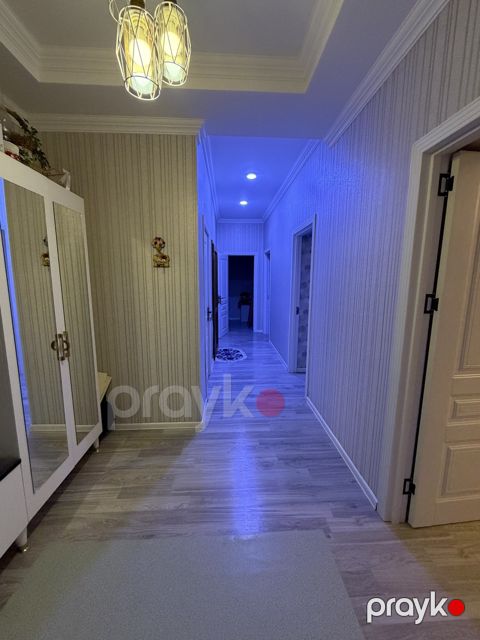 Satılır 3 otaqlı yeni tikili 82 m²