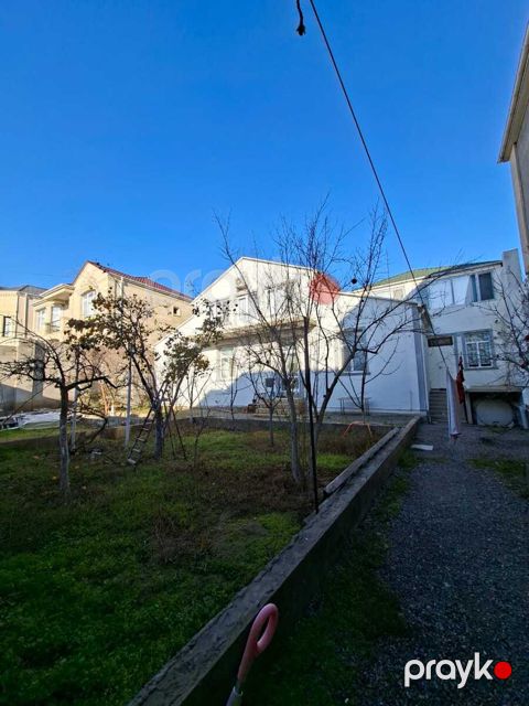 Satılır 6 otaqlı həyət evi/bağ evi 250 m²