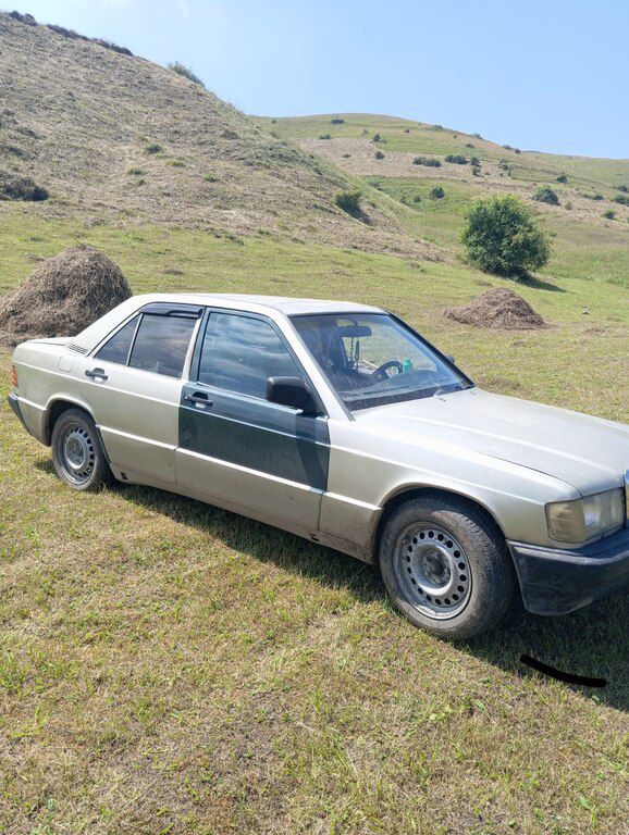 Mercedes 190, 2.0 L, 1990 il, 912 233 km — Avtomobillər, Gəncə (3)