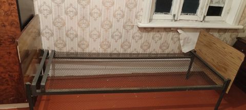 Metall çarpayı karkası - Material: möhkəm metal karkas, yan dayaqlar — Gəncə