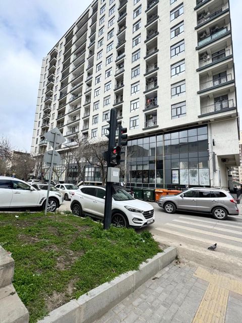 Satılır 2 otaqlı yeni tikili 70 m² — Bakı
