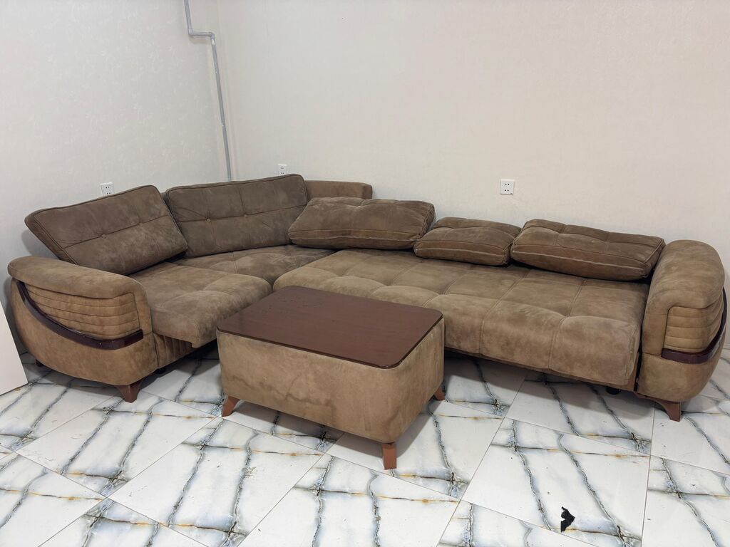 Damla Künc divan jurnalni daxil açilan ve bazali Qiymet 450azn Unvan — Divanlər, Bakı (2)
