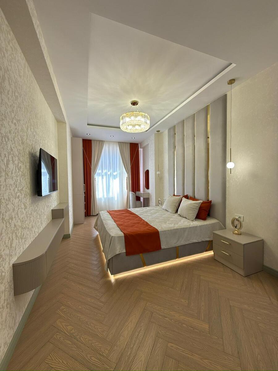 Satılır 4 otaqlı yeni tikili 185 m² — Mənzil, Bakı (10)
