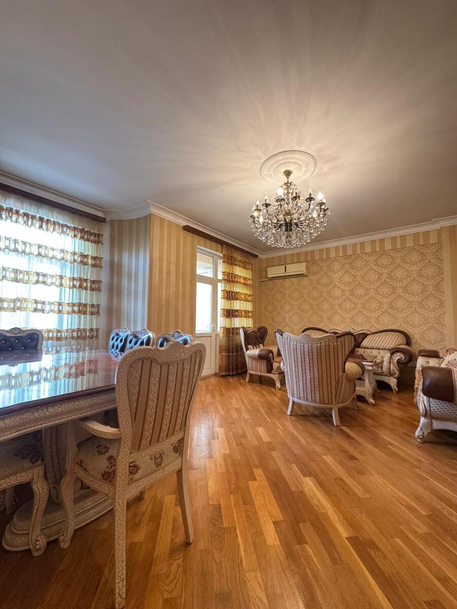 Satılır 3 otaqlı yeni tikili 135 m² — Mənzil, Bakı (2)