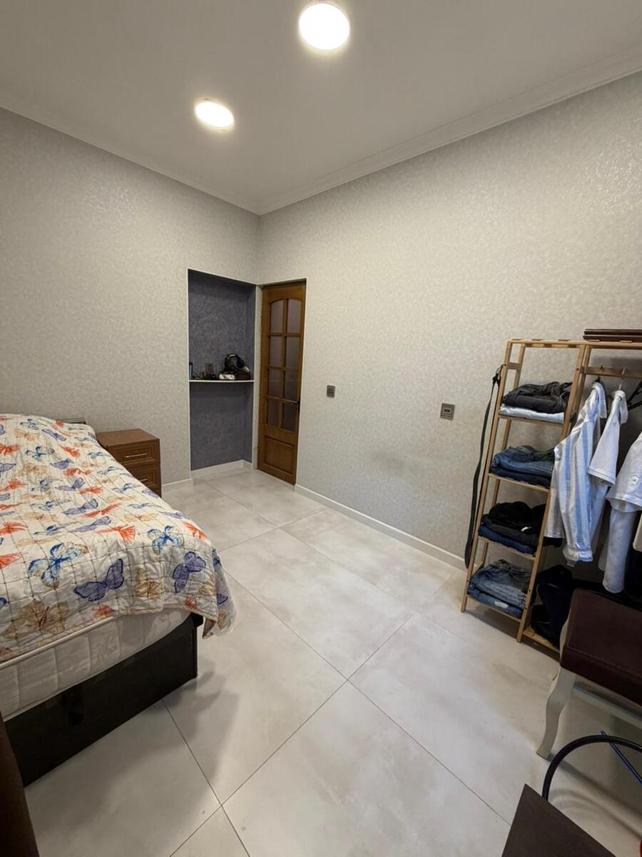 Satılır 5 otaqlı həyət evi/bağ evi 250 m² — Ev, villa, Bakı (11)