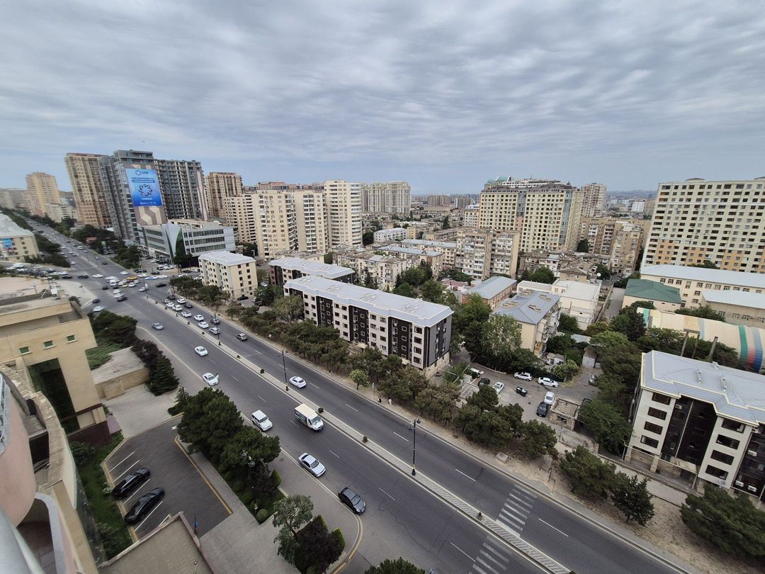 Satılır 5 otaqlı yeni tikili 202 m² — Mənzil, Bakı (2)