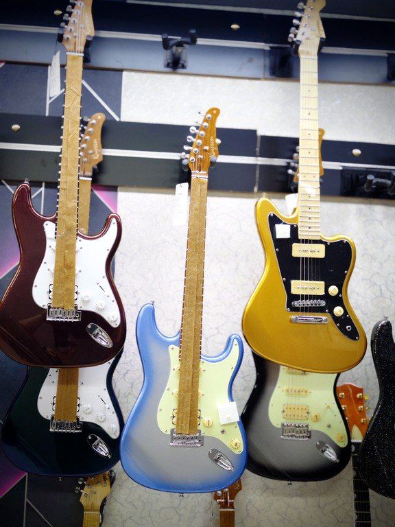 Elektro gitara — Musiqiə alətləri, Bakı (4)
