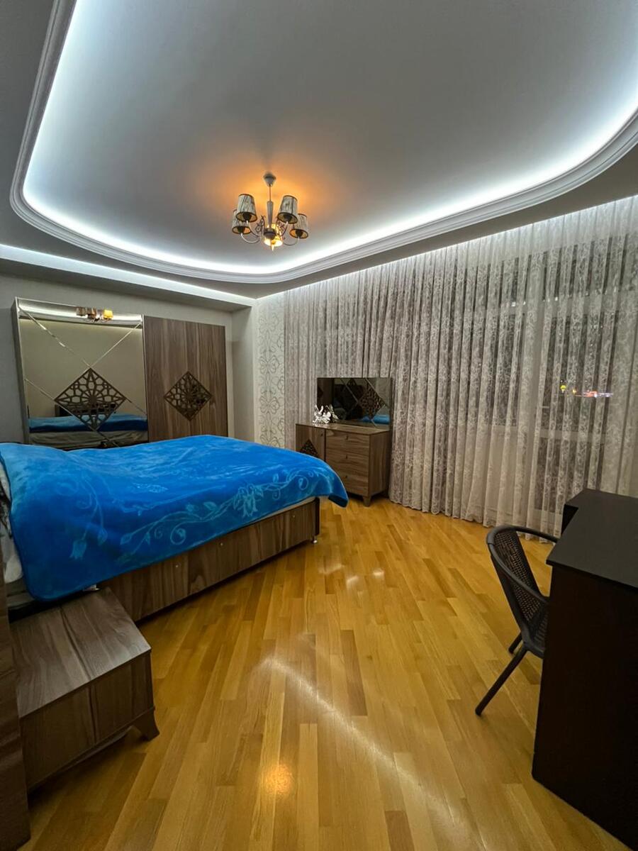 Satılır 4 otaqlı yeni tikili 207 m² — Mənzil, Bakı (6)