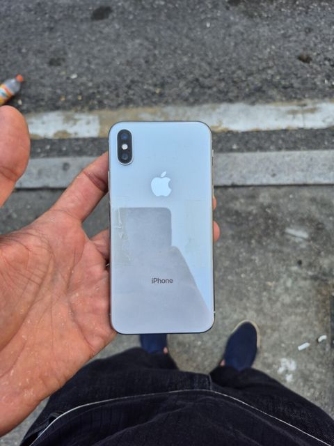 Apple iPhone X Silver 64GB/3GB — Bakı