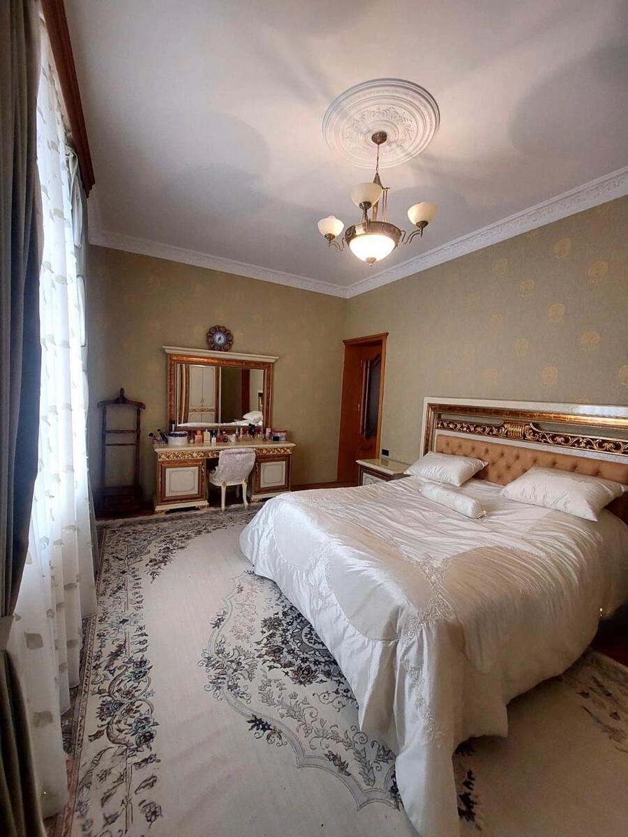 Satılır 6 otaqlı həyət evi/bağ evi 300 m² — Ev, villa, Bakı (9)