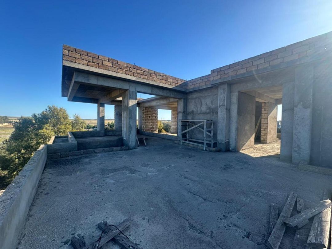 Satılır 10 otaqlı həyət evi/bağ evi 700 m² — Ev, villa, Bakı (5)