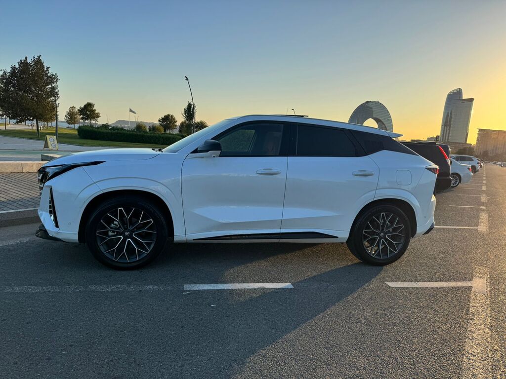 Changan Uni-Z, 1.5 L, 18.4 kWh, 2025 il, 68 000 km — Avtomobillər, Bakı (3)