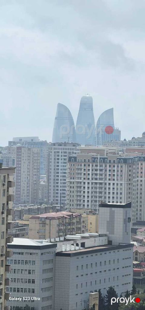 3-otaqlı yeni tikili, İnşaatçılar m., 167 m² — Bakı