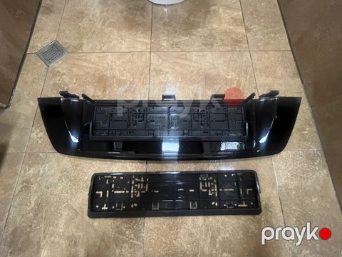 Toyota Prado 2003-2008 nömrə altlığı