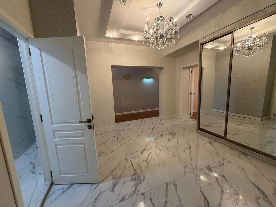 İcarəyə verilir 4 otaqlı yeni tikili 185 m² — Mənzil, Bakı (9)