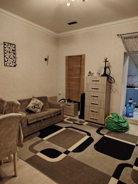 Satılır 1 otaqlı köhnə tikili 35 m² — Bakı