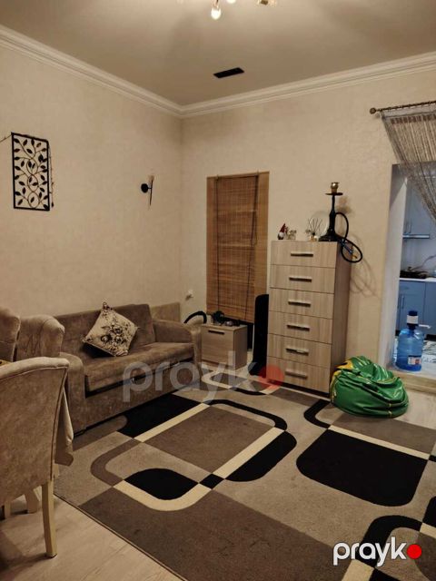 Satılır 1 otaqlı köhnə tikili 35 m²