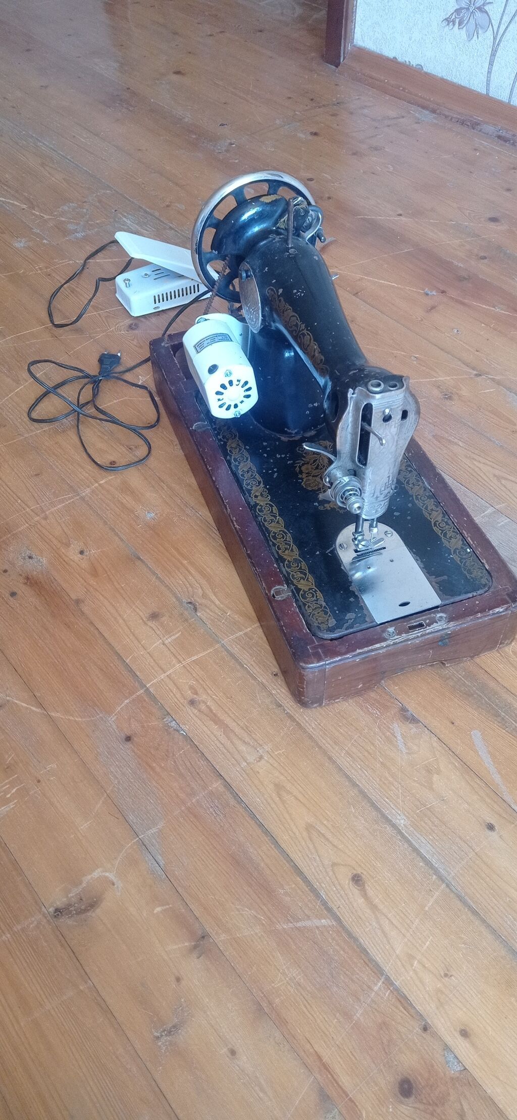 Elektrik ötürücülü mexaniki qədimi tikiş maşını - Klassik quruluşlu — Digər, Digah (2)