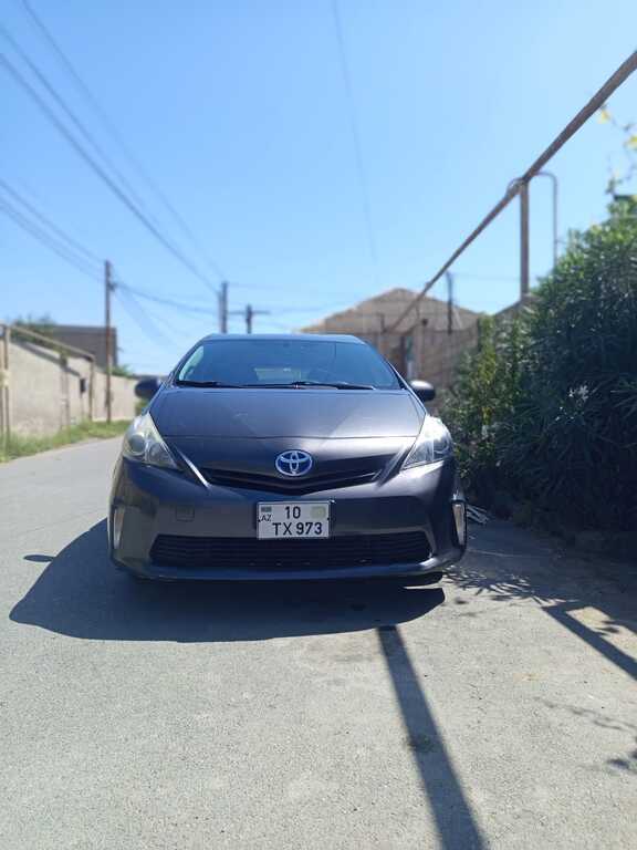 Toyota Prius V, 1.8 L, 1.3 kWh, 2012 il, 230 000 km — Avtomobillər, Bakı