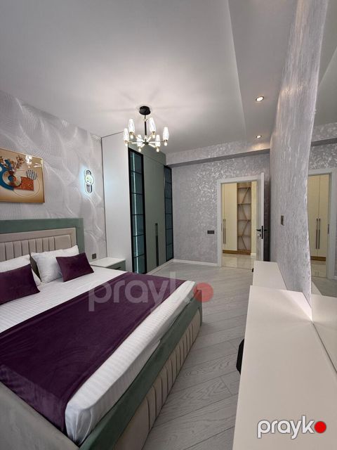 Satılır 2 otaqlı yeni tikili 80 m²