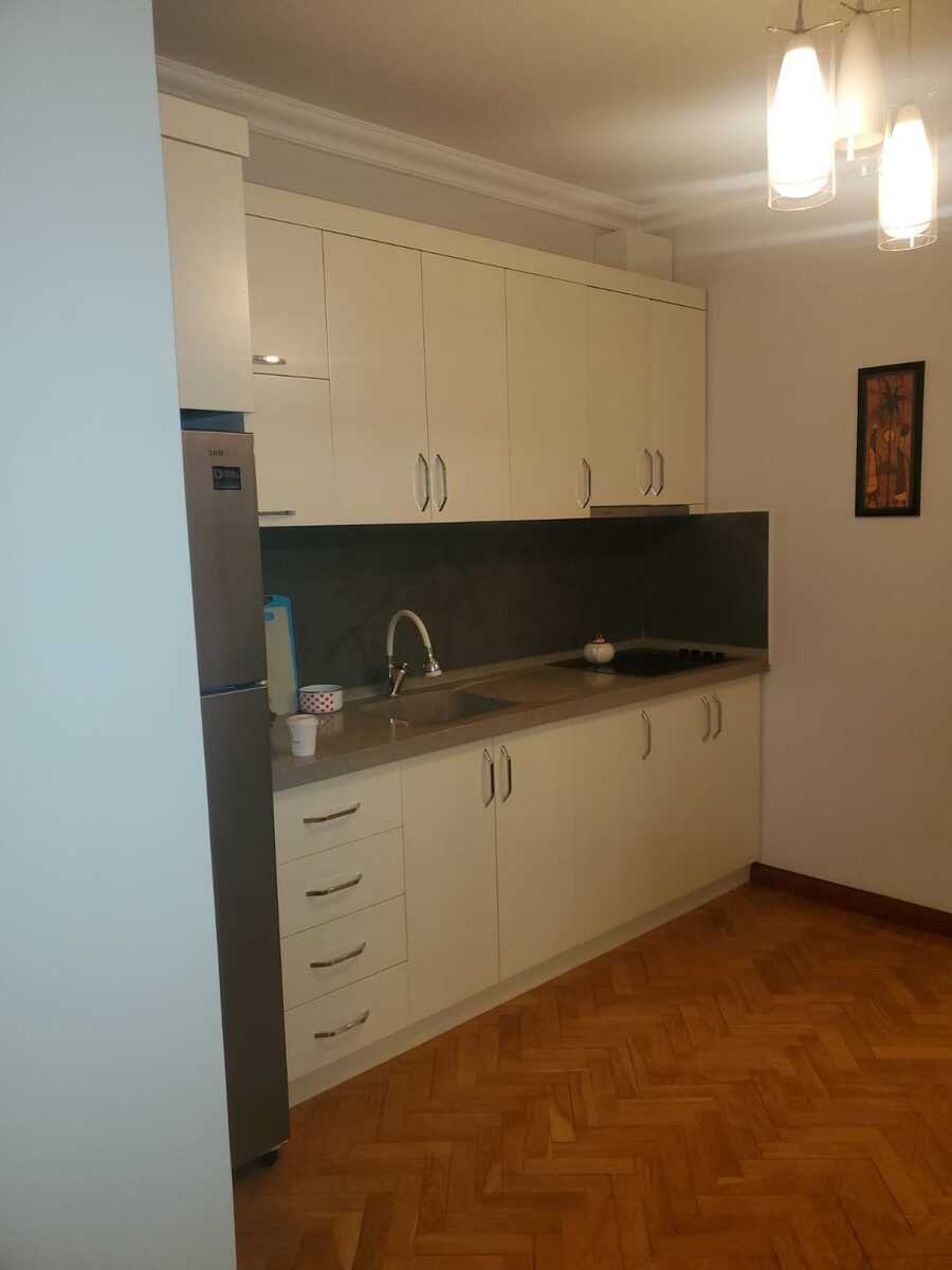 İcarəyə verilir 2 otaqlı köhnə tikili 65 m² — Mənzil, Bakı (9)