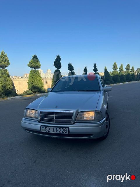 Mercedes C 180, 1.8 L, 1995 il, 348 200 km — Bakı